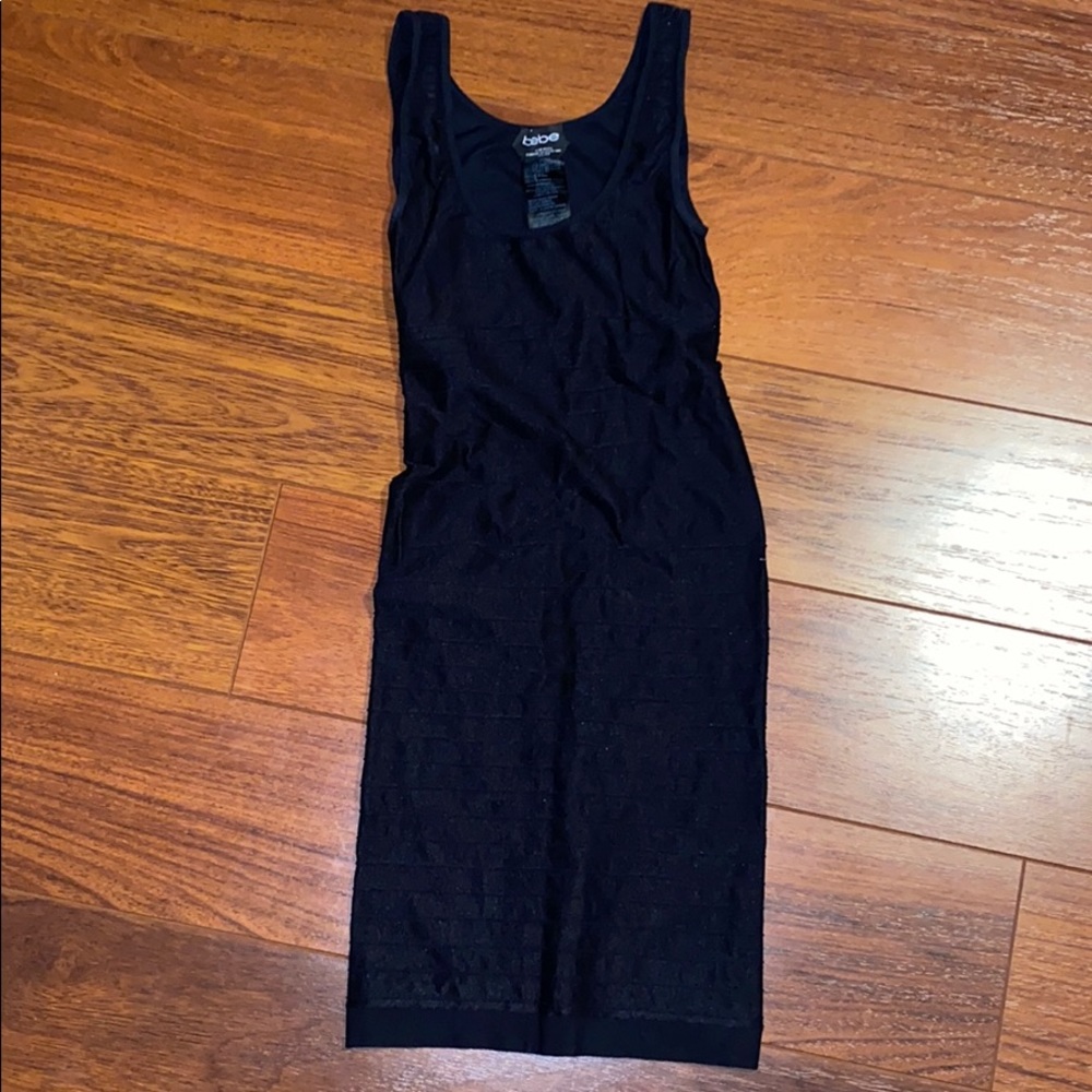Black bodycon dress